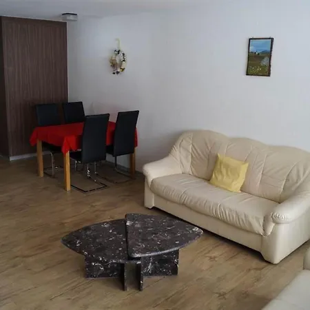 公寓 Azalea By Interhome *